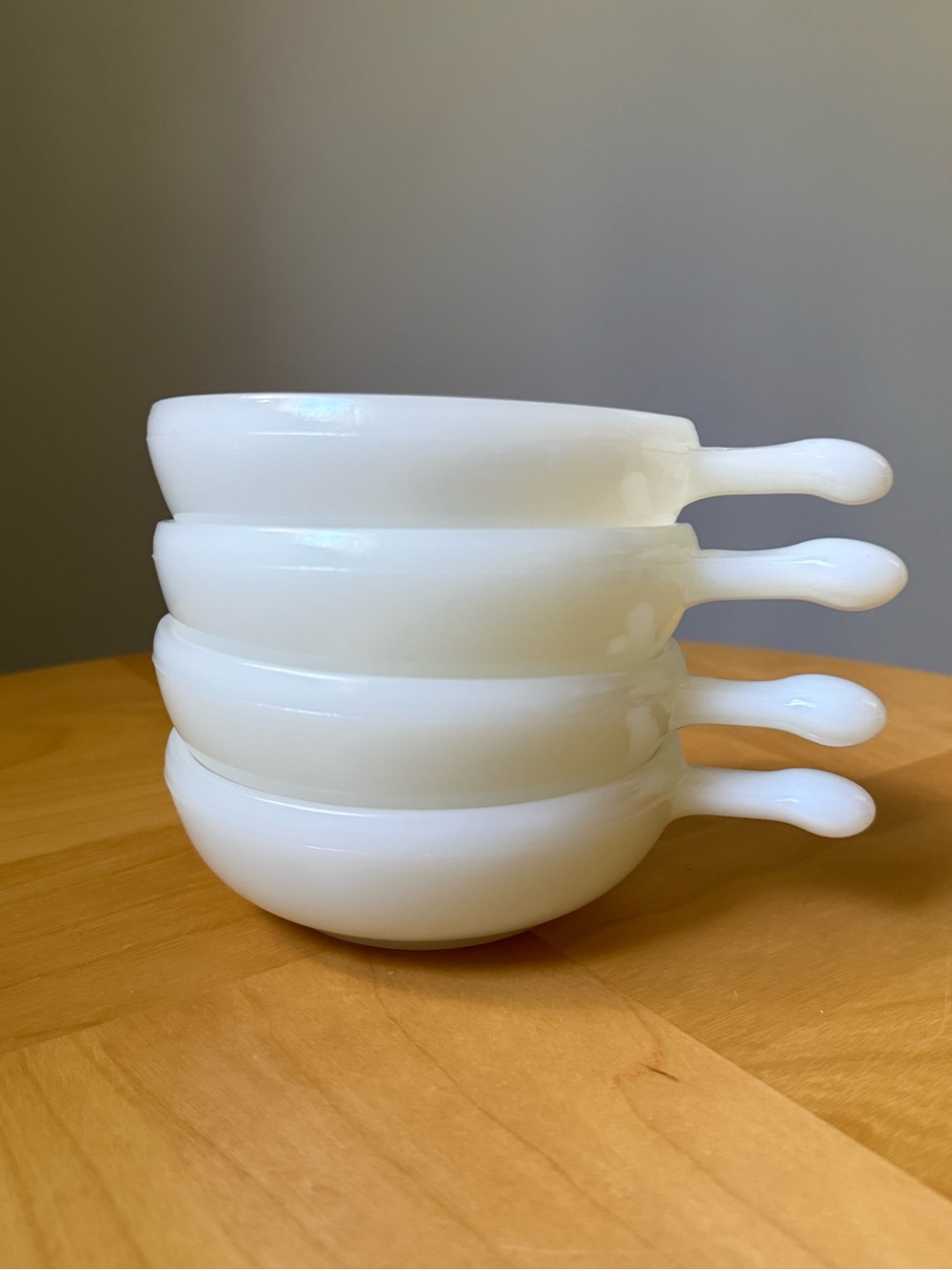 Set of 4 Milk Glass Glasbake Handled Lug Bowls Chili Soup Ovenware Vintage J2663
